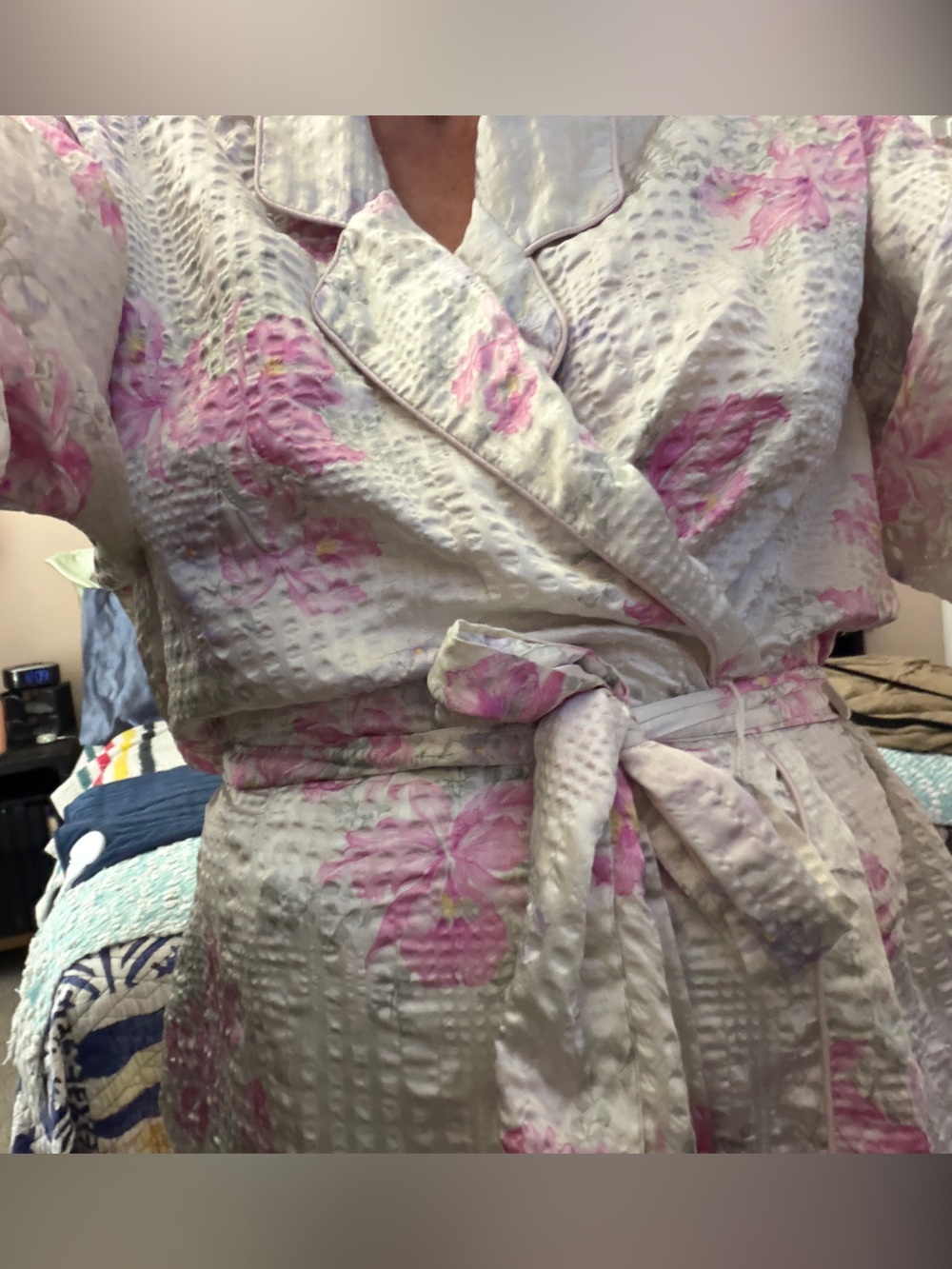 Vintage Light Pink Floral Quilted Robe